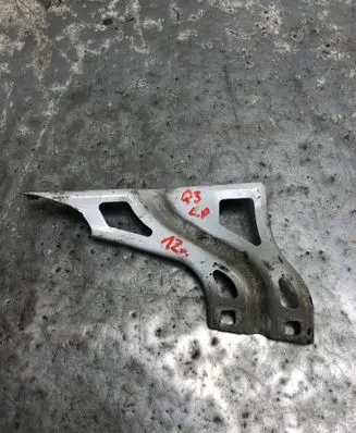 Audi Q3 8U Fender mounting bracket 8U0821135BILI 8U0821135