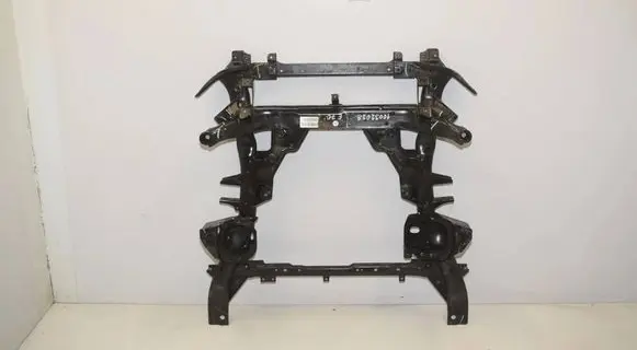 BMW X5 E70 Front subframe 6779358 31116779358 6785468