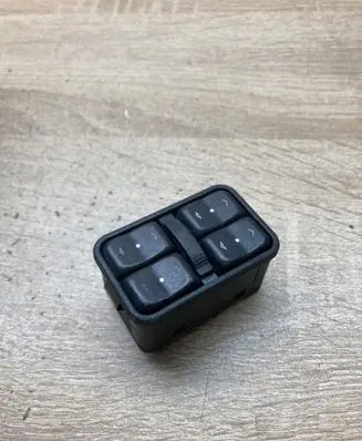 Opel Astra G Electric window control switch 90561086 13363401