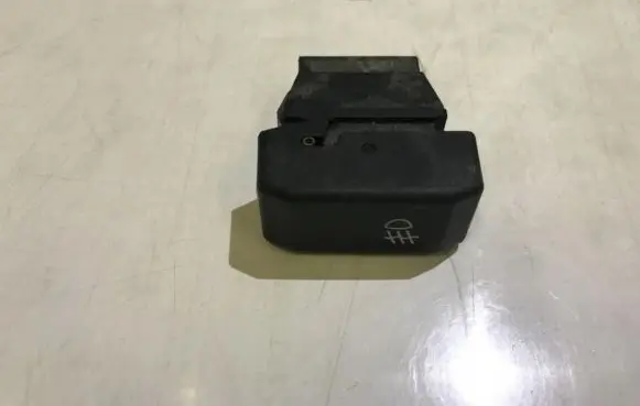 Fog light switch