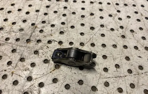 Volkswagen Caddy Valve rocker arm 