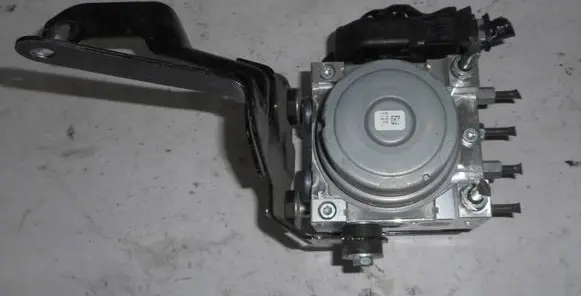 Mazda 2 ABS Pump DG7R437A0 06210246704