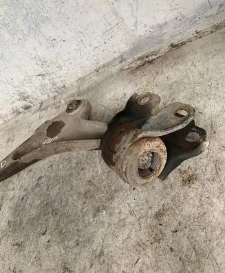 Volvo S60 Front lower control arm/wishbone