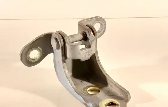 Honda Jazz Front door upper hinge