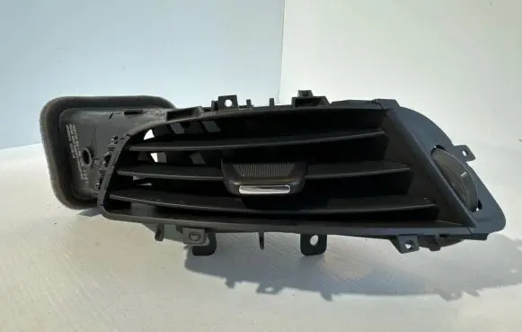 Opel Zafira C Dash center air vent grill 13427381 364719583