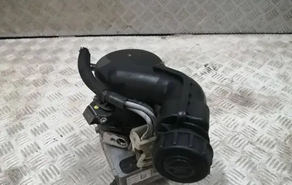 Peugeot 508 RXH Power steering pump 9676154280