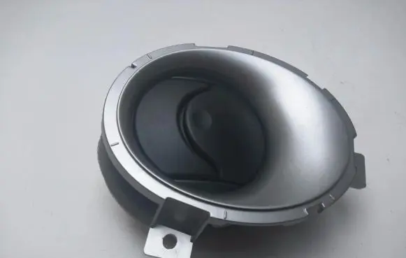 Nissan Juke I F15 Rear air vent grill 687601KK0A I4969