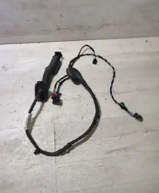 Seat Arona Rear door wiring loom 6F0971161N