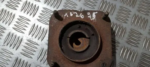Coil spring mount