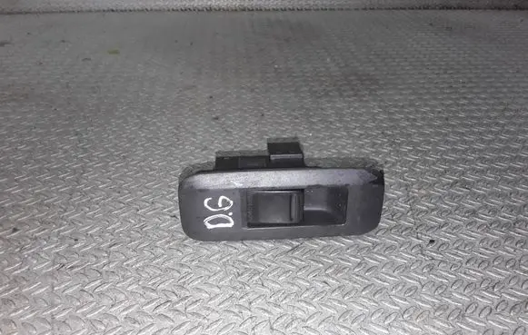 Nissan Primera Electric window control switch 25411AV600