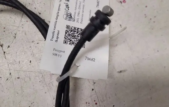 Opel Astra K Engine bonnet/hood lock release cable 39056605