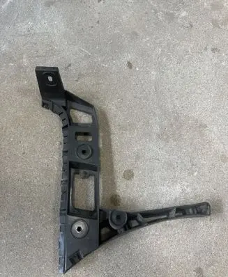Volkswagen Touran II Rear bumper mounting bracket 1T0807394D DNW15929 PPTD203
