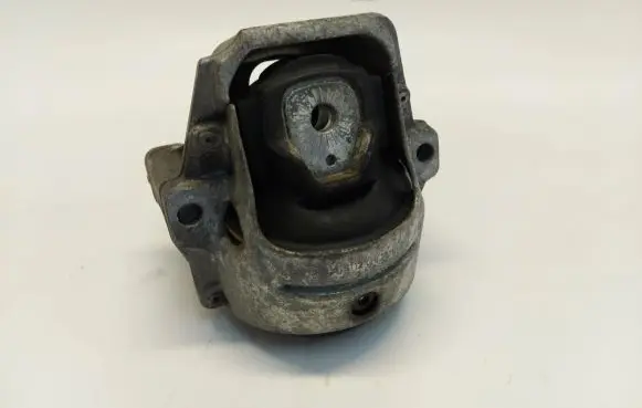 Porsche Macan (95B) Gearbox mounting bracket 8K0399151