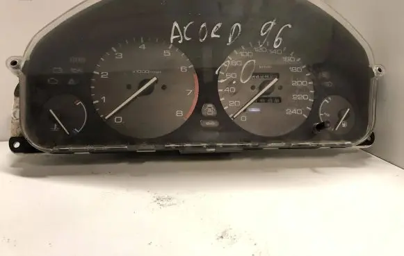 Honda Accord Speedometer (instrument cluster) A43932 iHR16601 17548010