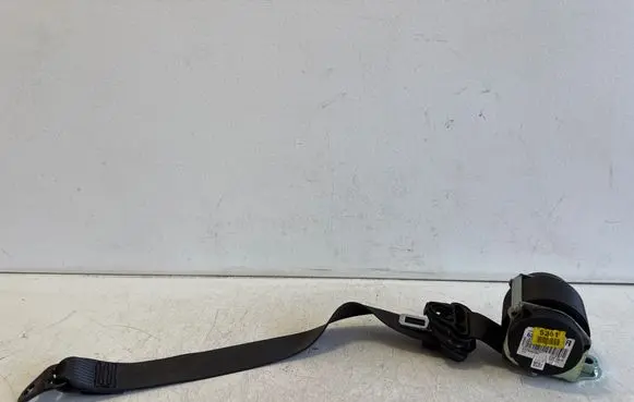 Chevrolet Orlando Rear seatbelt 13365261 621680900 13365259