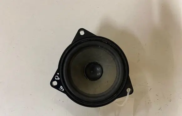 BMW 1 F20 F21 Parcel shelf speaker 6513980415703