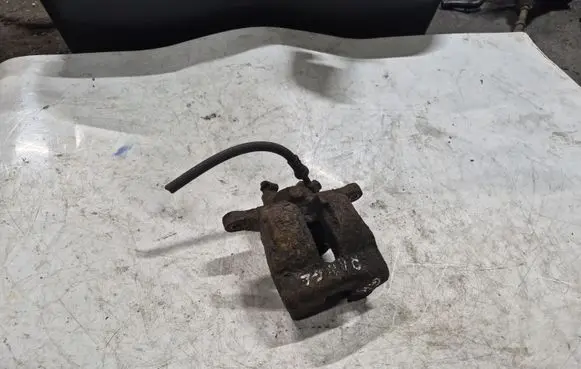 Land Rover Range Rover L322 Rear brake caliper