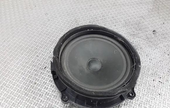 Land Rover Range Rover Sport L320 Rear door speaker XQM500270