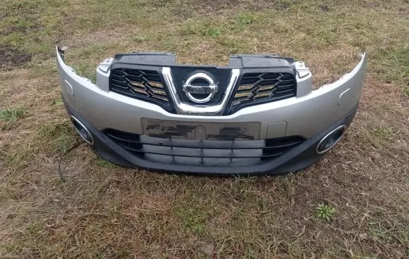Nissan Qashqai Front bumper