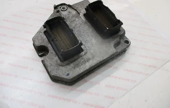 Opel Astra H Engine control unit/module 55559272 5WK9443 Z18XE
