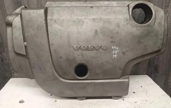 Volvo V70 Engine cover (trim)