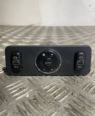 Mercedes-Benz ML W163 Electric window control switch A1638200326 03420610 2004041909