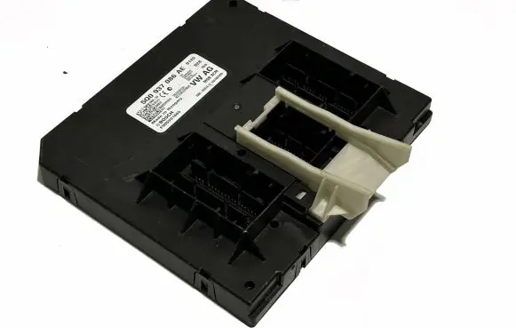 Volkswagen Golf VII Comfort/convenience module 5Q0937086AE 18049