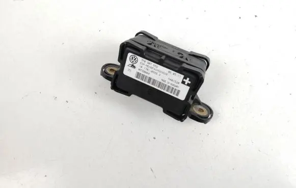 Volkswagen Touareg II ESP acceleration yaw rate sensor 7P0907652 HH71E06AK8 10170106593