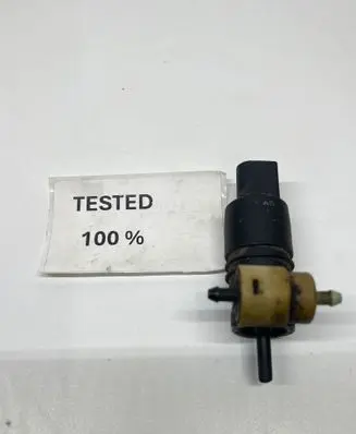 Volkswagen Touran I Windscreen/windshield washer pump 1T0955651A