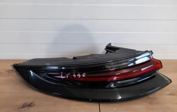 Porsche Panamera (971) Rear/tail lights 971973