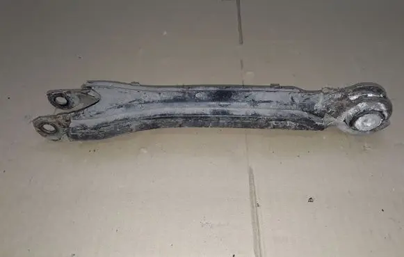 Mercedes-Benz C W204 Rear upper control arm/wishbone A2043521488
