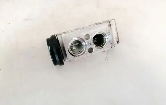 KIA Sportage Air conditioning (A/C) expansion valve 977753u300 97775-3u300