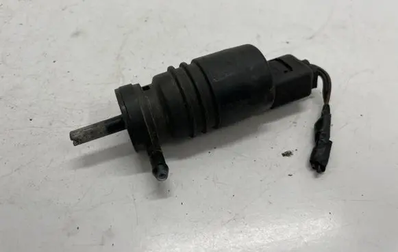 Mercedes-Benz C W204 Windscreen/windshield washer pump