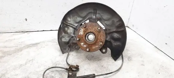 Front wheel hub spindle knuckle