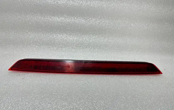 Audi Q7 4L Third/center stoplight 4L0945097