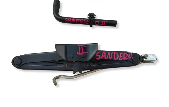 Dacia Sandero II Lift Jack 