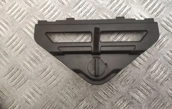 Dashboard glove box trim