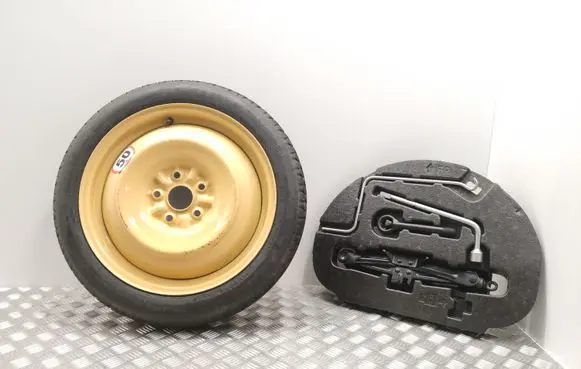 Toyota Prius+ (ZVW40) R17 spare wheel 6477747080