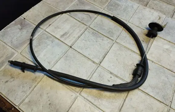 Peugeot 206 Engine bonnet/hood lock release cable 