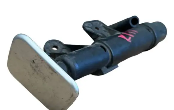 KIA Sorento Window washer liquid tank fill tube 201006 13051
