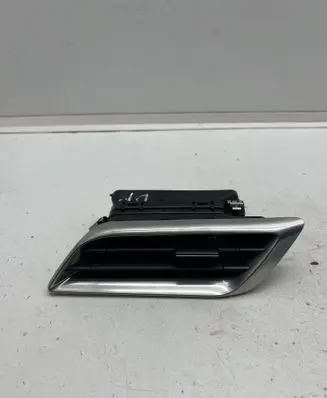 Peugeot 5008 II Dash center air vent grill 9810143180