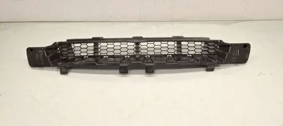BMW X5M E70 Front bumper upper radiator grill 7205906