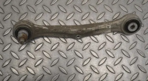 Tesla Model X Rear upper control arm/wishbone 102742100E