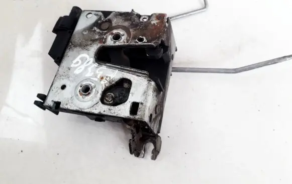 Audi A3 S3 8L Front door lock 8L0173CZ