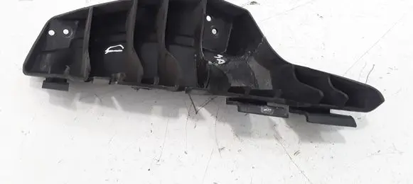 Hyundai i20 (PB PBT) Front bumper mounting bracket