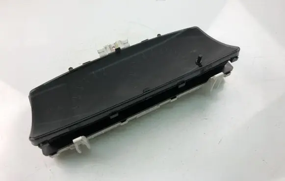 Toyota Corolla E120 E130 Speedometer (instrument cluster) 8380012E10