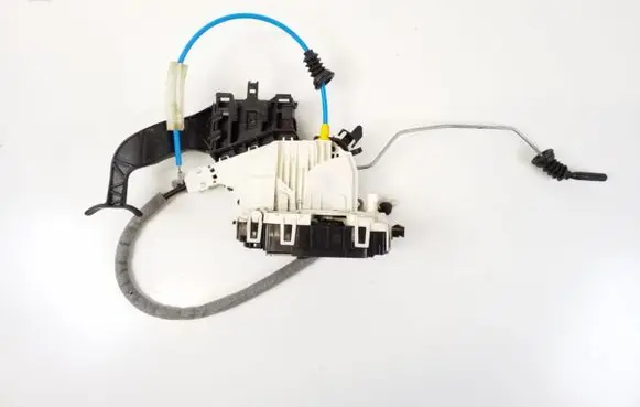Mercedes-Benz B W246 W242 Front door lock A1667200135