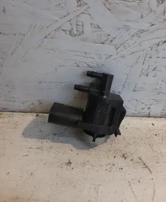 Audi A4 S4 B8 8K Turbo solenoid valve 1K0906283A