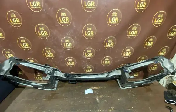 Volvo S40 Top upper radiator support slam panel