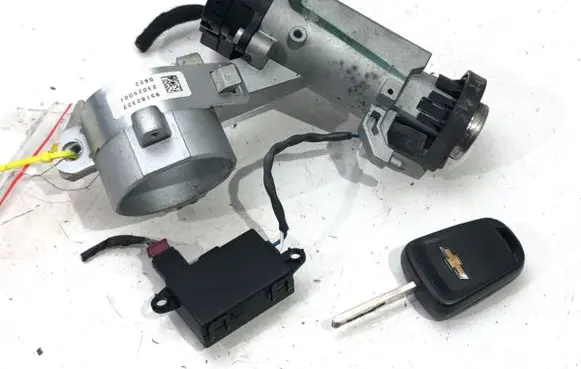 Chevrolet Aveo Ignition lock 95182322